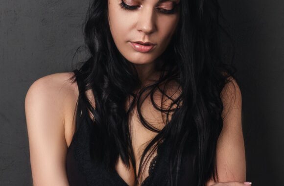 Latin Women Date Dating