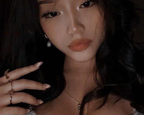 Date Asian Woman